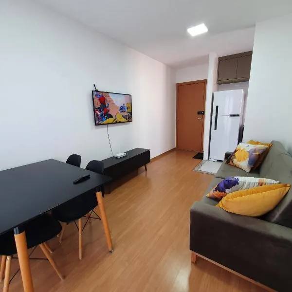 Apto NOVO região Shopping Pantanal/Centro Político, hotel em Cuiabá