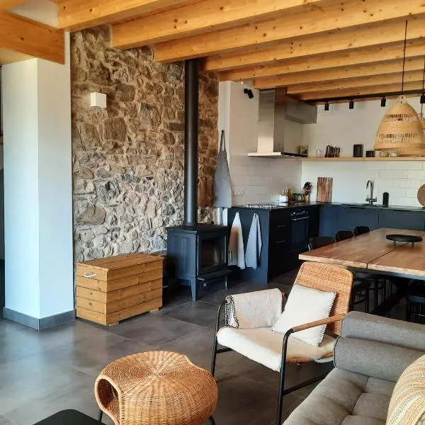 Corral de l'esquirol – hotel w mieście Basturs