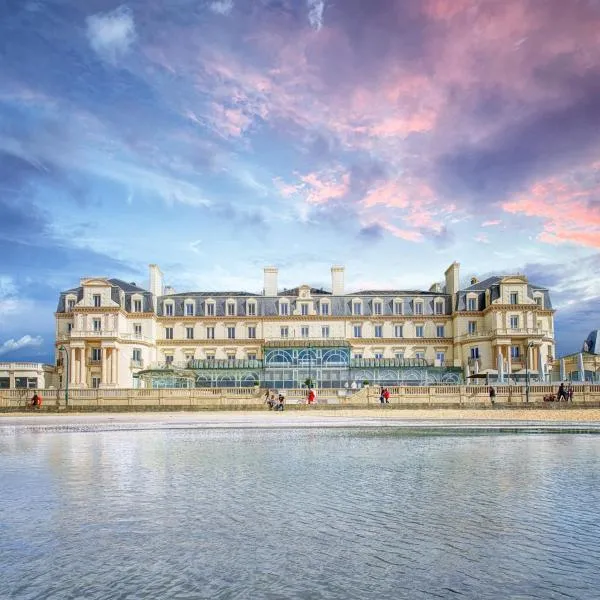 Grand Hôtel Des Thermes โรงแรมในLe Minihic-sur-Rance