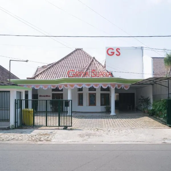 Urbanview Hotel Griya Surya Malang by RedDoorz, hotel em Malang