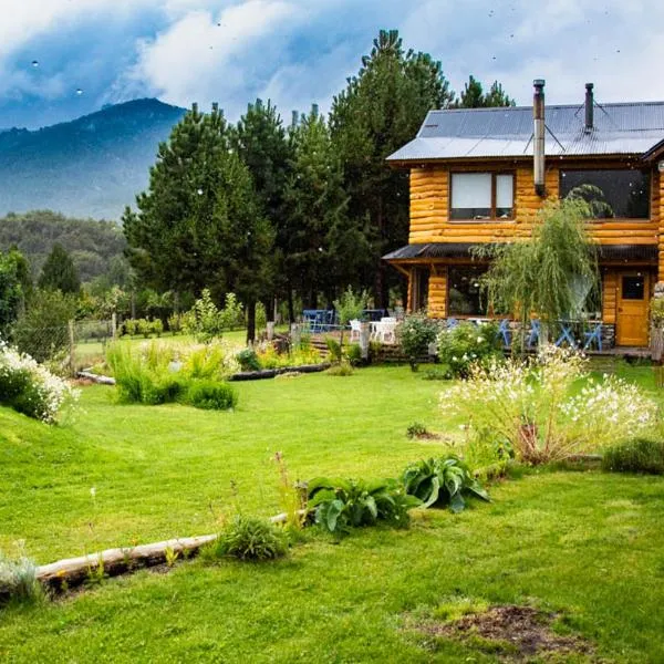 Cinco Sentidos Hosteria, hótel í Villa Meliquina