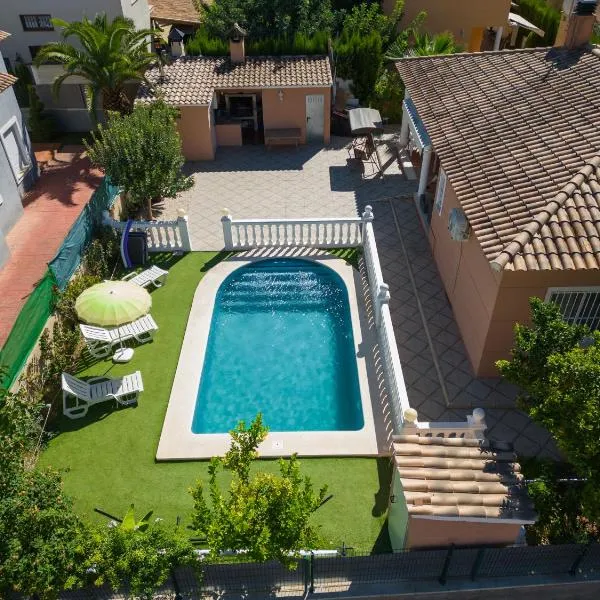 La perla de oasis, hotel v destinaci Lliria