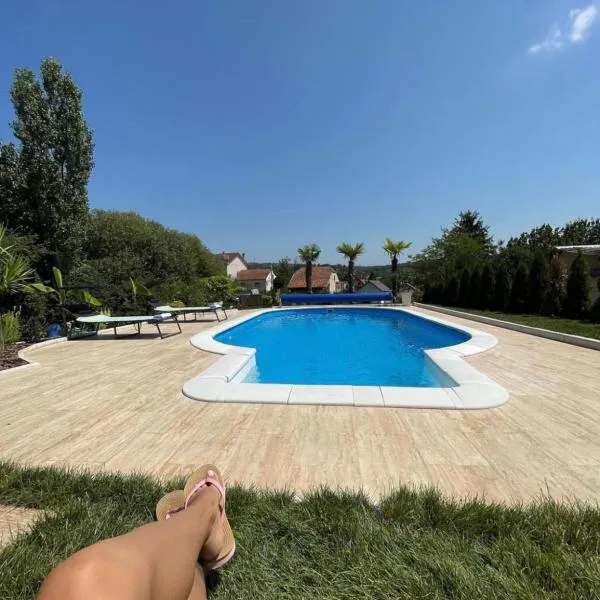 Residence Provence New, hotel in Vrdnik