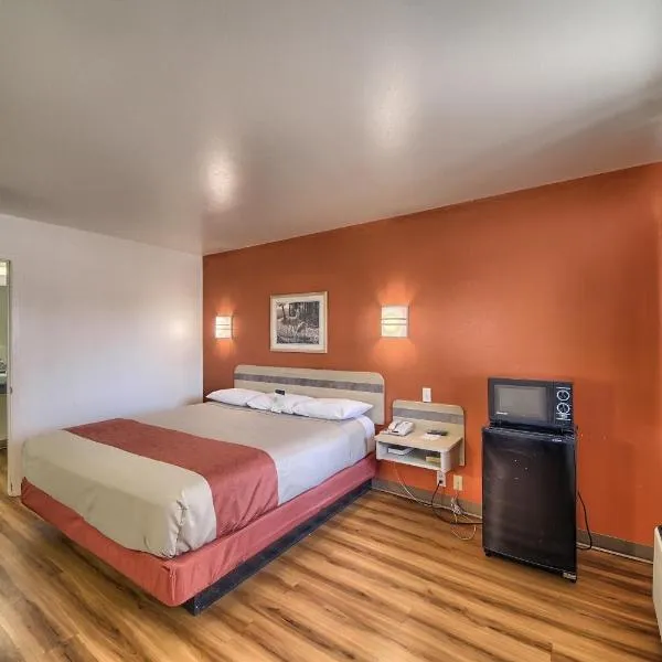 Motel 6-Kerrville, TX, hotel in Kerrville