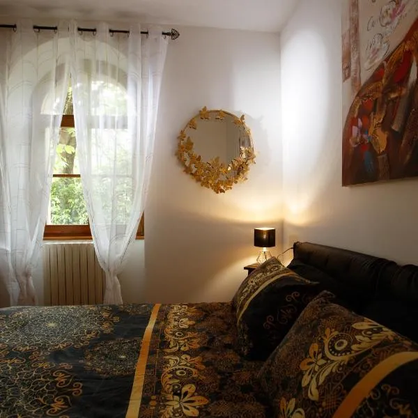 La Casa Di Dorina - Il Comò della Civetta - Bernina Express, Hotel in Stazzona