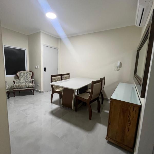 ApartamentoGuarujá a menos de 100 metros da praia