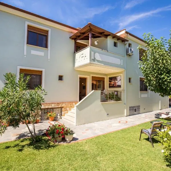 Avra Studios, hotel in Chrysi Ammoudia