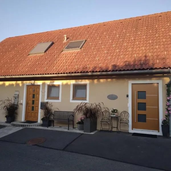 Appartement Fam.Kremser, hotel v destinaci Leutschach