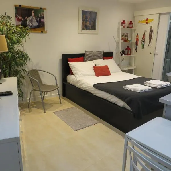 FLH Casa Carol Mouraria