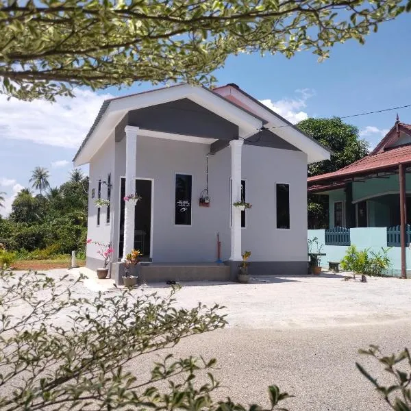 Wanna Homestay, hotel in Jertih