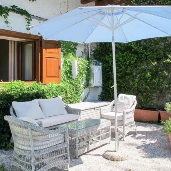 cottage lavanda e rosmarino, hotel en Lavis