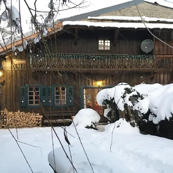 Chalet Credence Morzine Outdoor Hot Tub Sleeps 19, hotel v destinaci Morzine