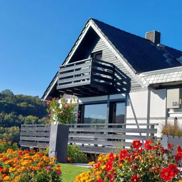 Ferienhaus Sonnendeck, hotell i Simmerath