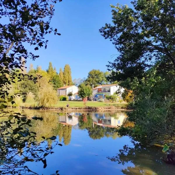 Gîte Douceur de vivre, hotel in Saint-Vincent-sur-Graon