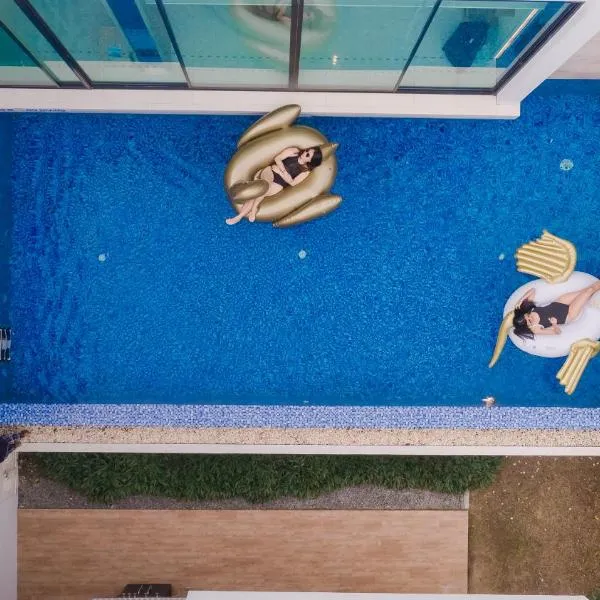 Movenpick Pool Villa by Hello Pattaya, hotel v destinaci Na Jomtien