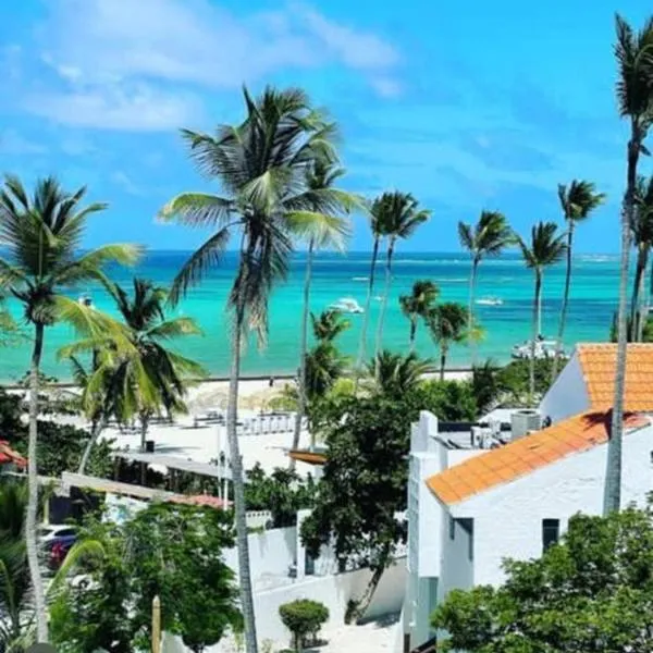 Hermoso apartamento con Vista al mar! Los corales, hotel in Punta Cana