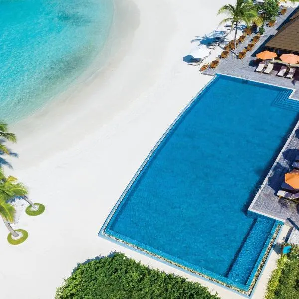 VARU by Atmosphere - Premium All Inclusive with Free Transfers, hotel in Reethi Rah