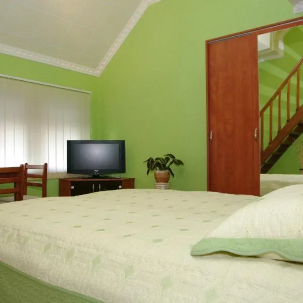 Nefelejcs Apartman, hotel in Gyula