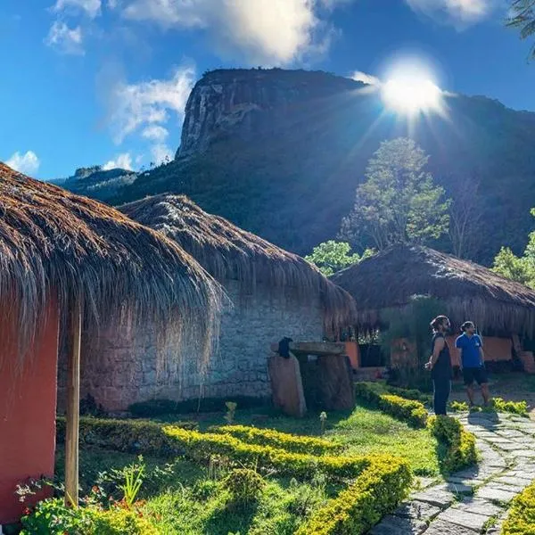 Deshadan Eco Valley Resort - An Eco friendly Mud House, hotel v destinácii Kanthalloor