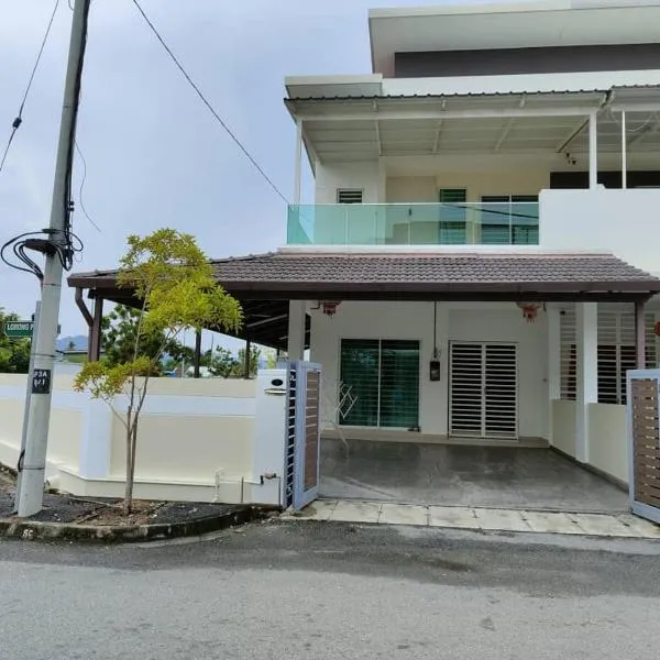 발릭 플라우에 위치한 호텔 Prestij 3 Homestay, Balik Pulau