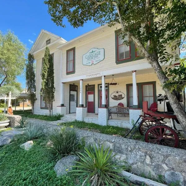 Carriage Inn - Tarpley Suite 5, hotel v destinaci Bandera