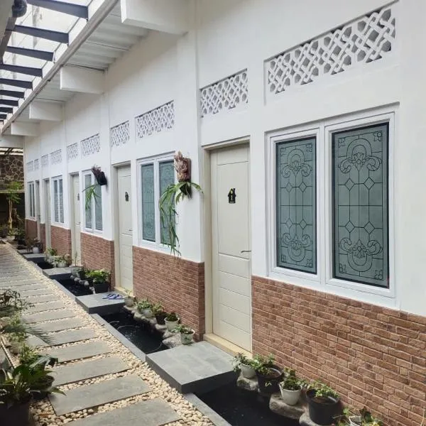 Bu Sepuh GuestHouse, hotel in Kamarang