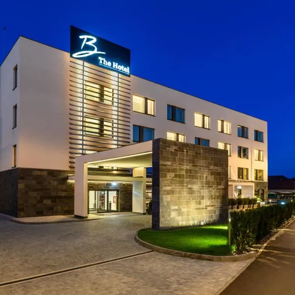B THE HOTEL, hotel in Malnaş Băi