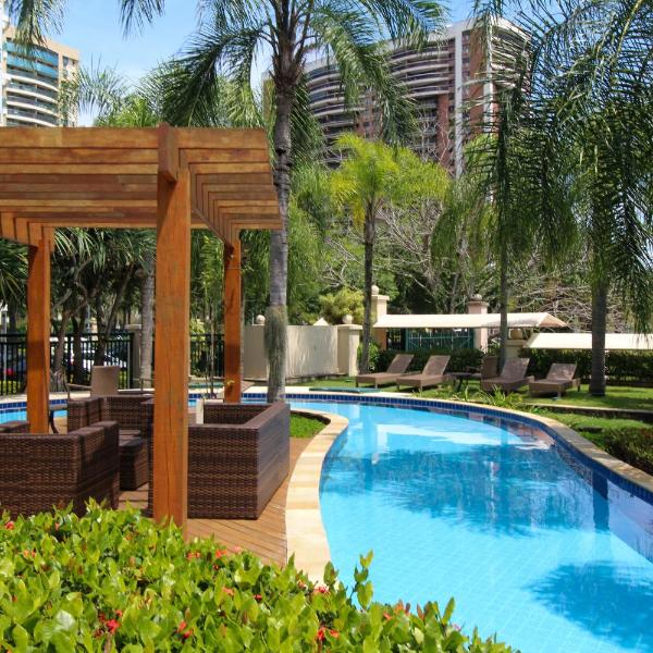 Barra da Tijuca - 508 - De Frente para Maravilhosa Piscina - Estacionamento Gratuito - Academia Comphania Atletica - Balsa para Praia Grátis - Microondas - Geladeira Grande - Recepção 24horas - Wi-Fi - Com Pia