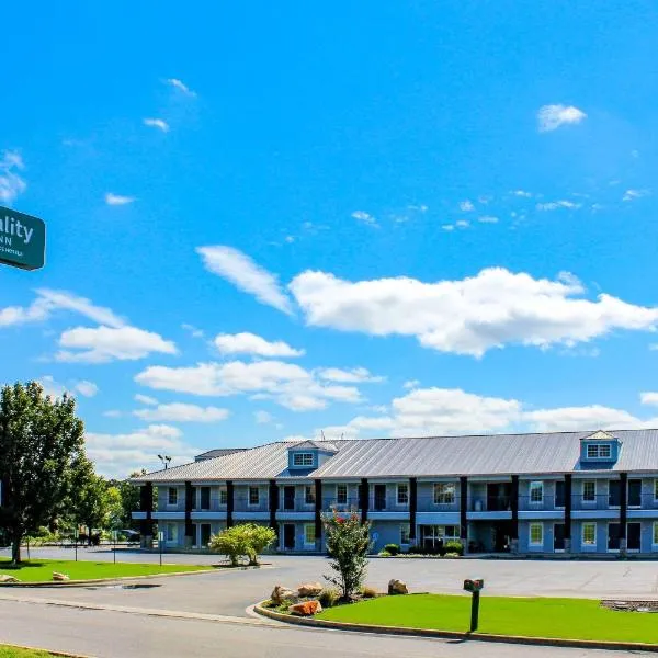 Quality Inn Scottsboro US/72-Lake Guntersville Area, hotel i Scottsboro