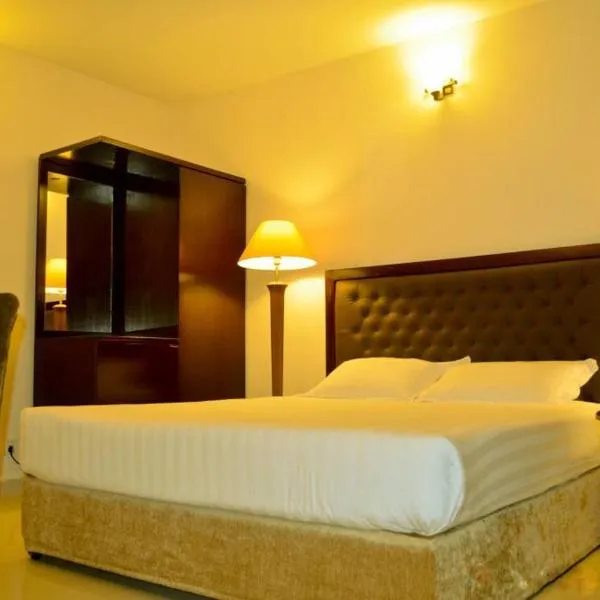Hotel Aristos Boutique & Suites, hotel in Chittagong