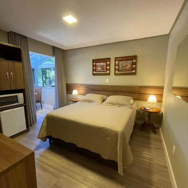 Residencial Jardim dos Pinheiros B, hotel v destinaci Canela