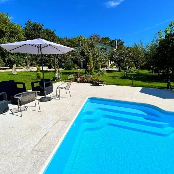 Villa Albaredo、Villameáのホテル