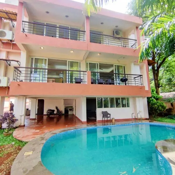 Luxury 3BHK Villa with Private Swimming Pool near Candolim, hotel in Marmagao