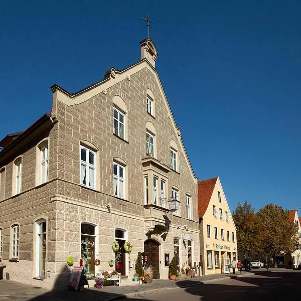 Weinstube Sinas Brettl, hotel in Nördlingen