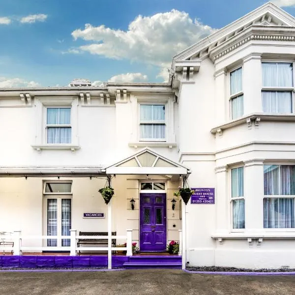 Brunton House Guest House, hotel di Clacton-on-Sea