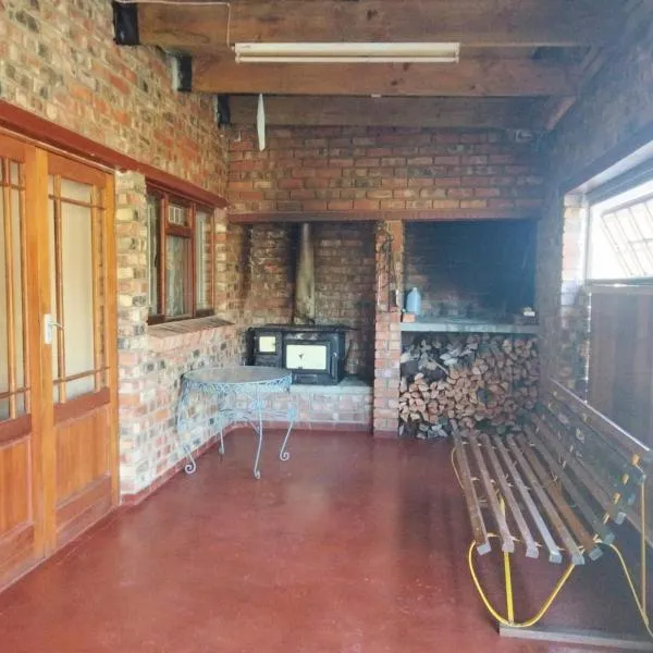 63 On Main, hotel in Suurbraak