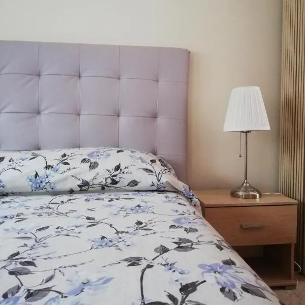 Chez Mi, centre ville, parking gratuit, hotel i Saint-Chinian
