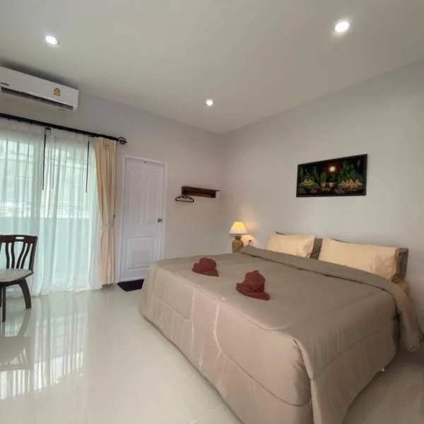 MONDEE House @The Airport, hotel v destinaci Thalang