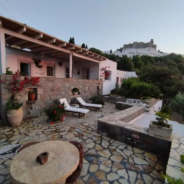 Patmos Chora traditional villa Genadio、パトモスのホテル