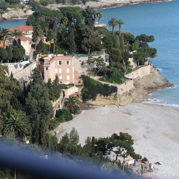 Hotel de charme Regency – hotel w mieście Roquebrune-Cap-Martin