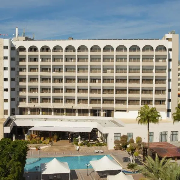 Ajax Hotel, hotel Limassolban