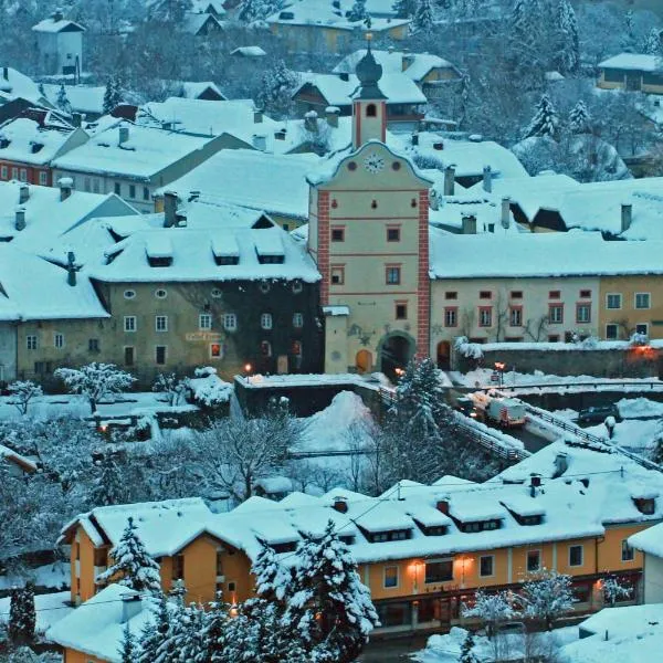 Hotel Restaurant Platzer, hotel em Gmünd in Kärnten