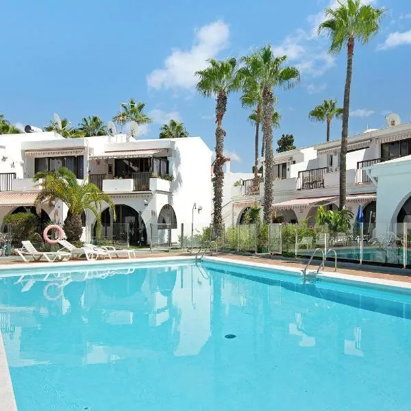 Apartment with beautiful Sea Views, hotel in Mogán