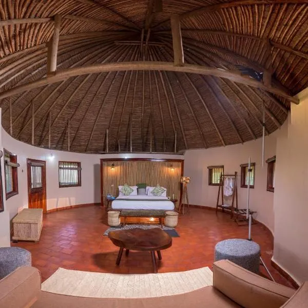 Tilenga Safari Lodge, hotel a Pakwach East