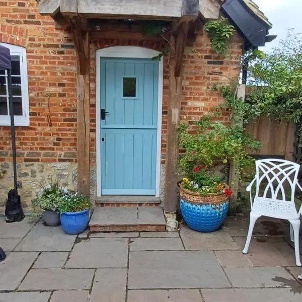The Annexe with Hot Tub, hotel in Maidstone