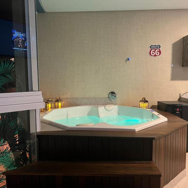 1072 - Apartamento 3 suítes Alto Padrão com SPA na Praia de Bombinhas