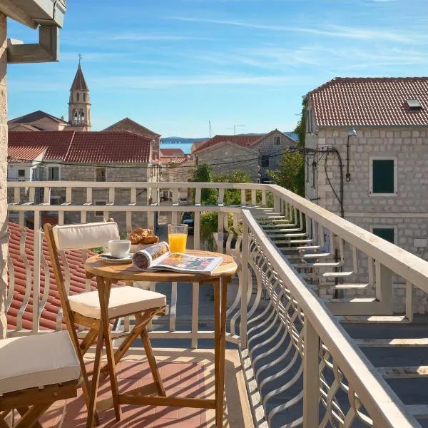 Zora Residence, hotel in Kaštela