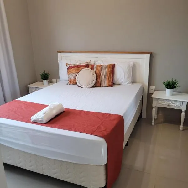 Apartamento aconchegante em Tijucas kit 11, hotel din Tijucas