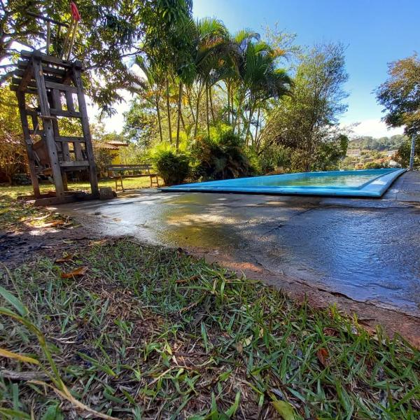 Casa de campo serrana, alegre e com piscina - Foto 4