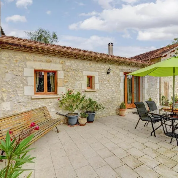 Gîtes le clos du verger, hotel em Maurens